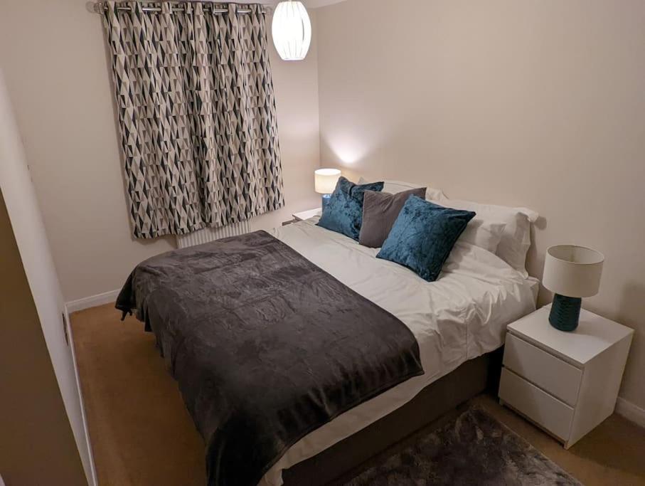 Beautiful 2 Bedroom Flat Overlooking Golf Course Карнусти Экстерьер фото